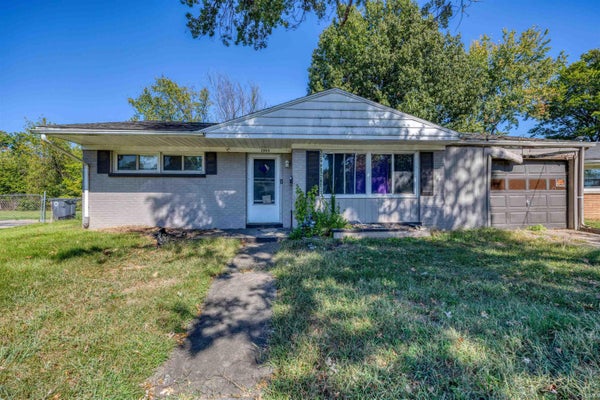 2060 CONLIN AVE, EVANSVILLE, IN 47714 - Image ccf2d2eb0ce394d449da1626f92bdc5e/2956862013