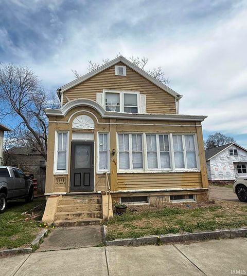Photo of 1414 SE First Street, Evansville, IN 47713 (MLS # 202610109)