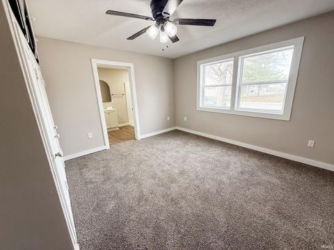 Tiny photo for 1105 W Jefferson Street, Kokomo, IN 46901 (MLS # 202610070)