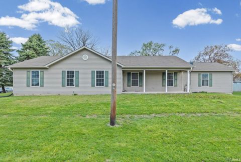 Tiny photo for 107 W 4th Street, Reynolds, IN 47980 (MLS # 202613088)
