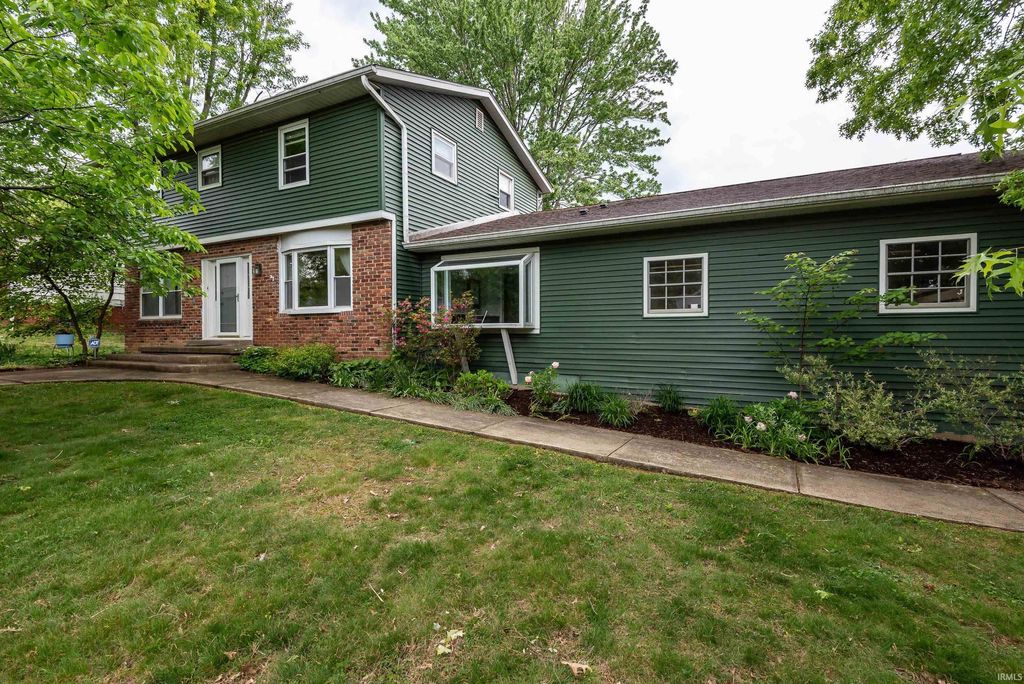 Photo of 4317 E Morningside Drive, Bloomington, IN 47408 (MLS # 202617087)