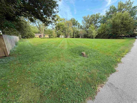 Photo of 5318 Ruann Drive, Fort Wayne, IN 46835 (MLS # 202638886)