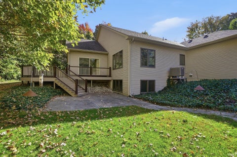 Tiny photo for 2700 W State Road 14, Columbia City, IN 46725 (MLS # 202643618)
