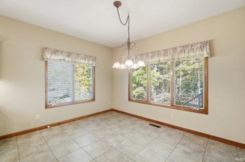 Tiny photo for 2700 W State Road 14, Columbia City, IN 46725 (MLS # 202643618)