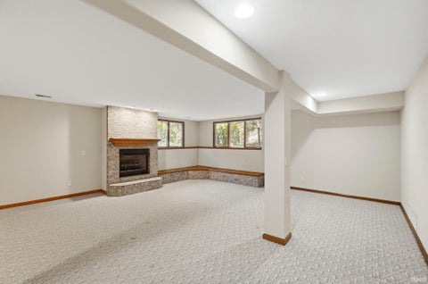Tiny photo for 2700 W State Road 14, Columbia City, IN 46725 (MLS # 202643618)