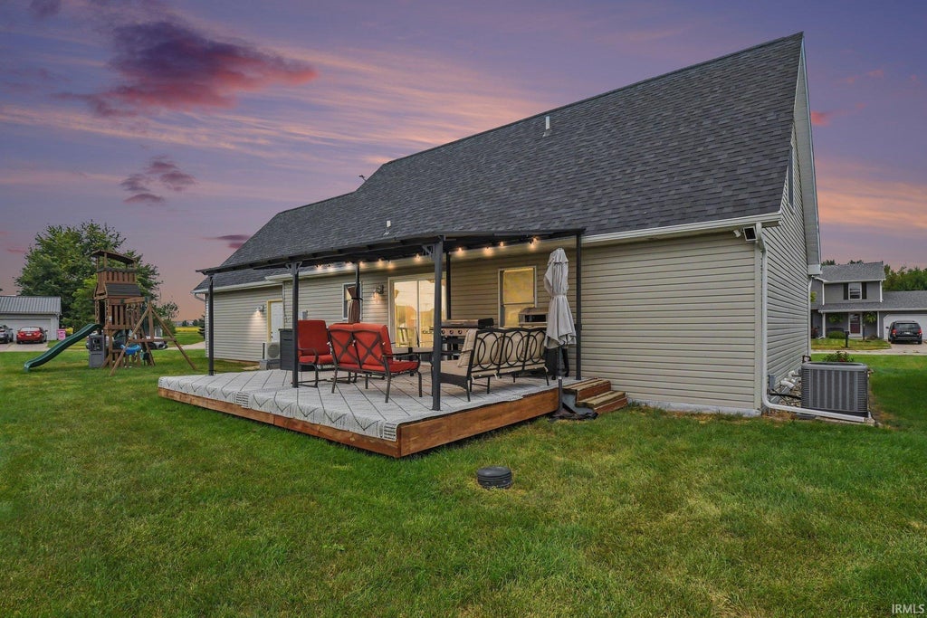 Photo of 17682 Bentwood Drive, Goshen, IN 46526 (MLS # 202638424)