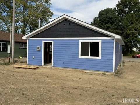 Tiny photo for 307 W Monroe Street, Kokomo, IN 46901 (MLS # 202642284)