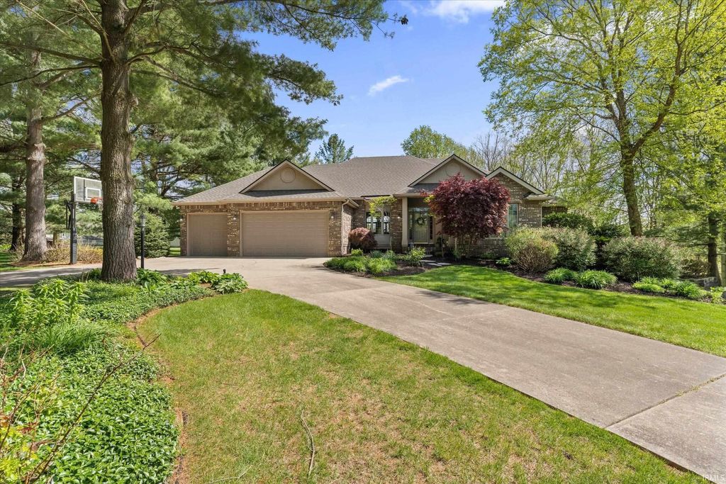 Photo of 58732 River Forest Drive, Goshen, IN 46528 (MLS # 202616353)