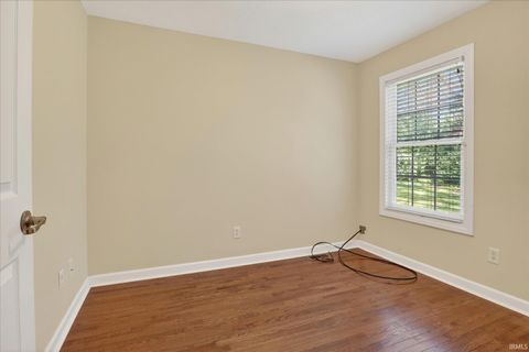 Tiny photo for 53394 Stoneridge Street, South Bend, IN 46637 (MLS # 202617677)