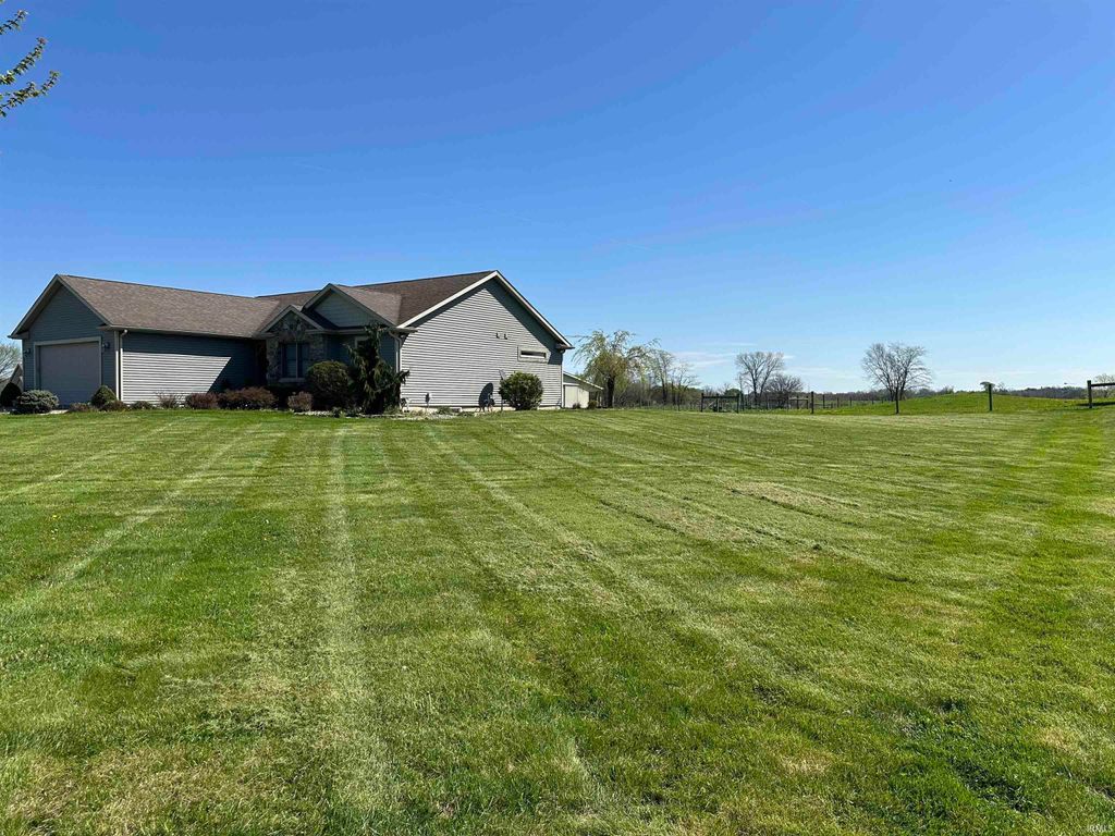 Photo of 59412 County Road 1 Road, Elkhart, IN 46517 (MLS # 202549375)