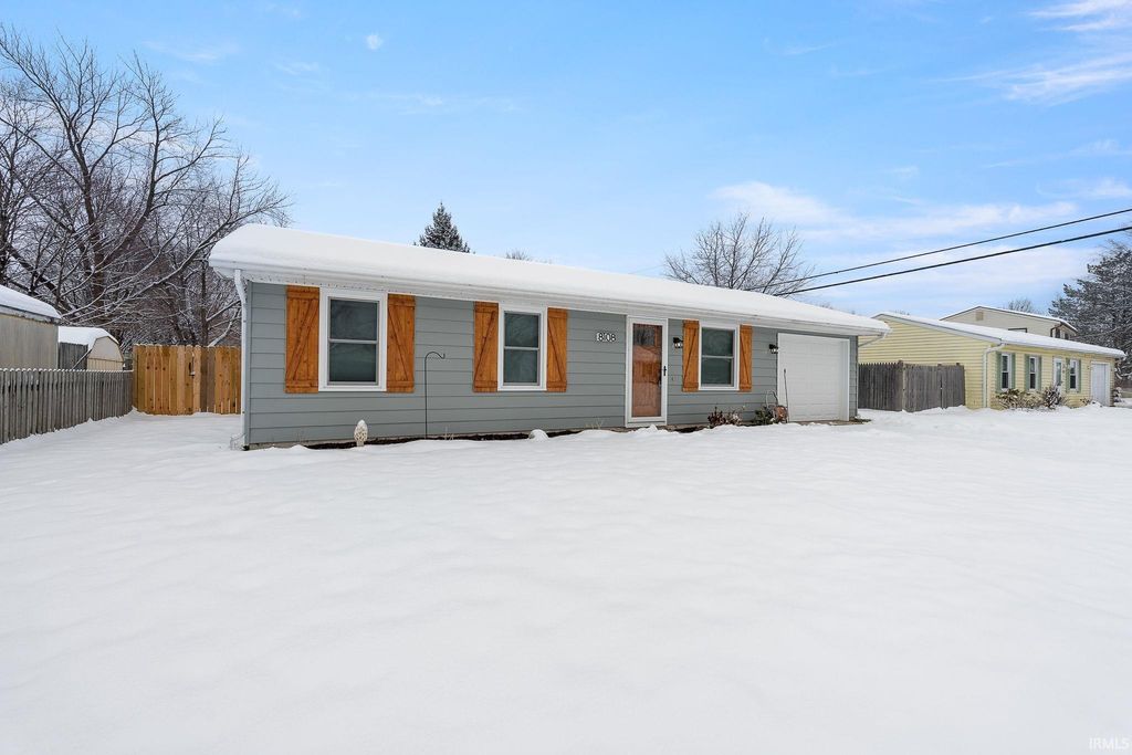 Photo of 8108 Newfield Drive, Fort Wayne, IN 46815 (MLS # 202547930)