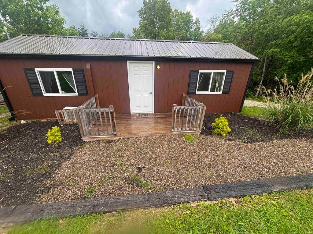 Photo of 498 W Lincoln Hills Road, English, IN 47118 (MLS # 202548356)