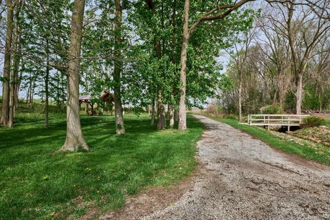 Tiny photo for 5054 N Us Route 31, Peru, IN 46970 (MLS # 202615646)