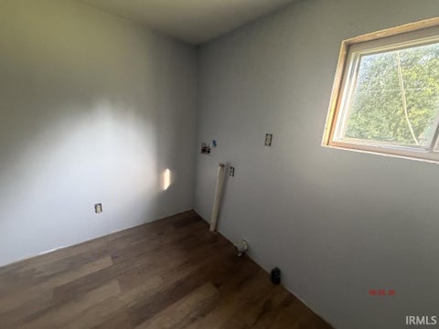 Tiny photo for 517 E 4Th Street, Hartford City, IN 47348 (MLS # 202626275)