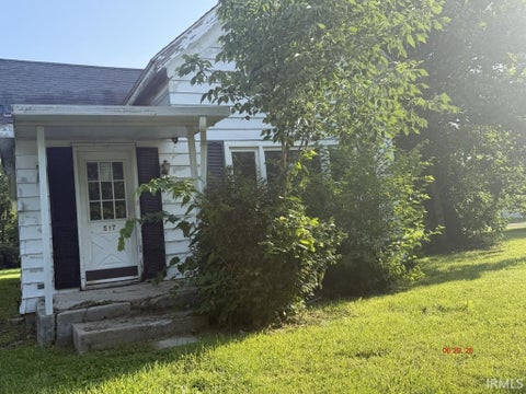 Photo for 517 E 4Th Street