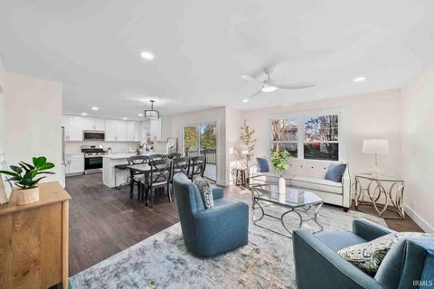 Tiny photo for 1114 Beacon Drive, Mishawaka, IN 46544 (MLS # 202641938)