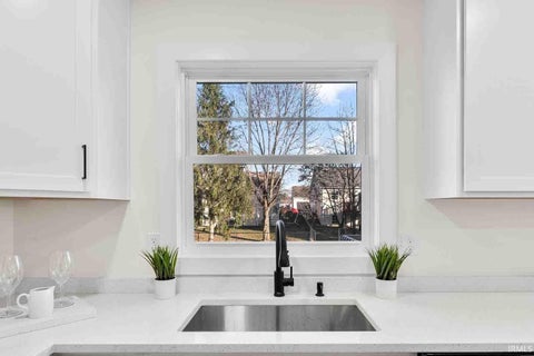 Tiny photo for 1114 Beacon Drive, Mishawaka, IN 46544 (MLS # 202641938)