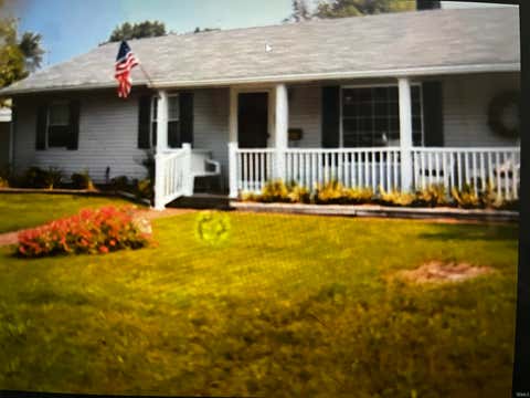 Tiny photo for 221 Fairway Drive, Evansville, IN 47710 (MLS # 202604813)