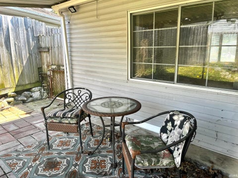 Tiny photo for 221 Fairway Drive, Evansville, IN 47710 (MLS # 202604813)