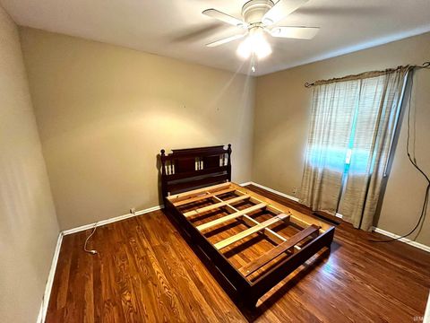 Tiny photo for 221 Fairway Drive, Evansville, IN 47710 (MLS # 202604813)