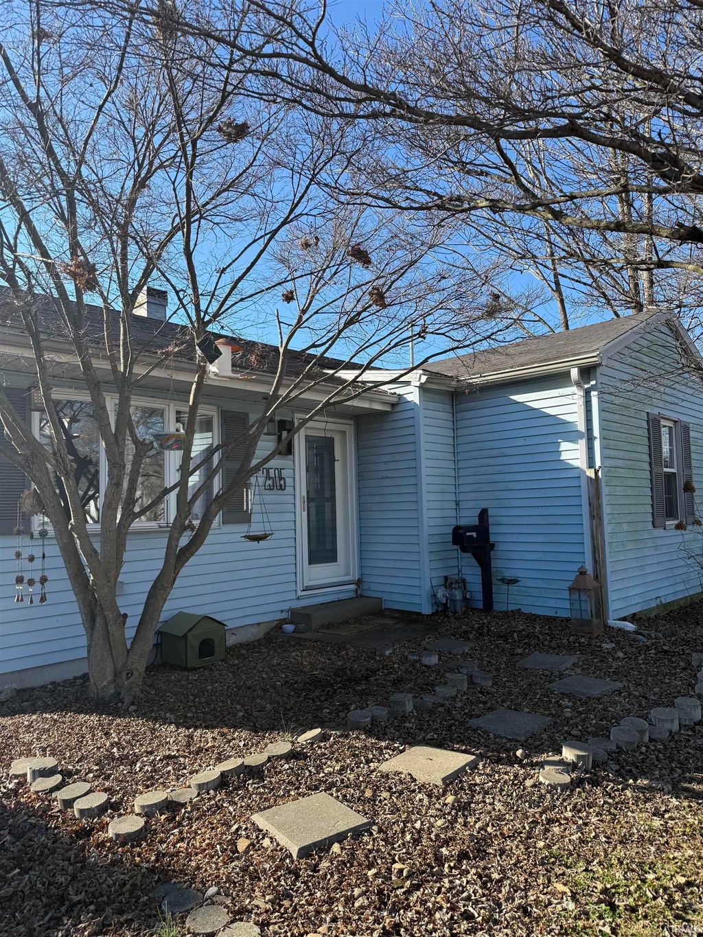 Photo of 2505 Ravenswood Drive, Evansville, IN 47714 (MLS # 202600602)