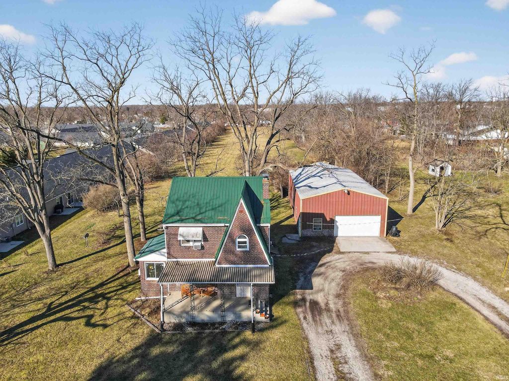 Photo of 1522 Reckeweg Road, Fort Wayne, IN 46804 (MLS # 202608551)