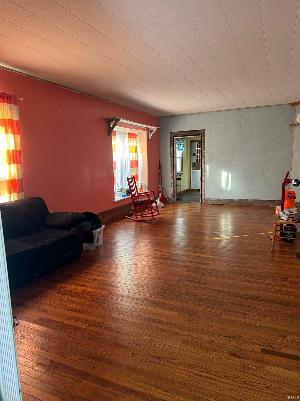 Photo of 1409 S 4Th Street, Clinton, IN 47842 (MLS # 202547718)