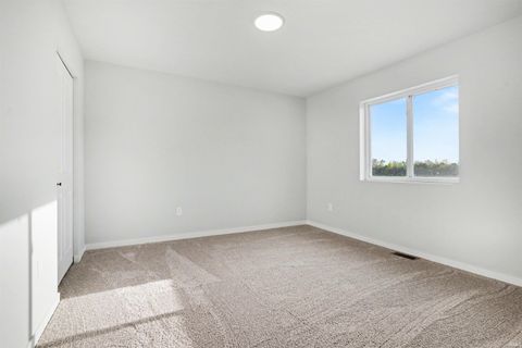 Tiny photo for 25556 Scent Trail, South Bend, IN 46628 (MLS # 202618691)