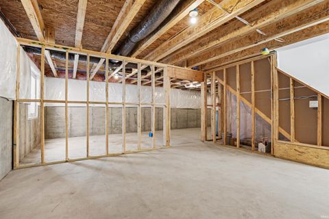 Tiny photo for 25556 Scent Trail, South Bend, IN 46628 (MLS # 202618691)
