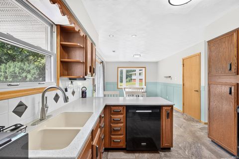 Tiny photo for 3810 Chestnut Court, Lafayette, IN 47905 (MLS # 202629739)