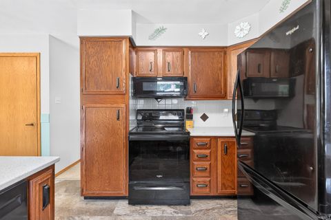 Tiny photo for 3810 Chestnut Court, Lafayette, IN 47905 (MLS # 202629739)
