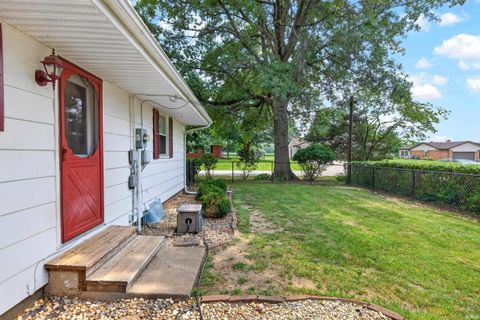 Tiny photo for 3810 Chestnut Court, Lafayette, IN 47905 (MLS # 202629739)