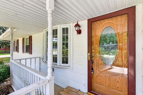Tiny photo for 3810 Chestnut Court, Lafayette, IN 47905 (MLS # 202629739)
