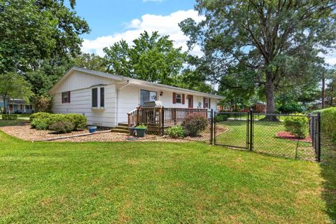 Tiny photo for 3810 Chestnut Court, Lafayette, IN 47905 (MLS # 202629739)