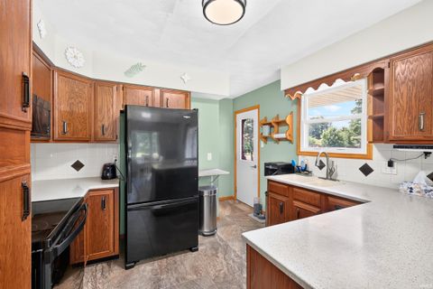 Tiny photo for 3810 Chestnut Court, Lafayette, IN 47905 (MLS # 202629739)