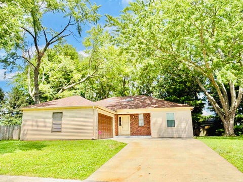 Tiny photo for 3009 Roanoke Circle, Lafayette, IN 47909 (MLS # 202638835)