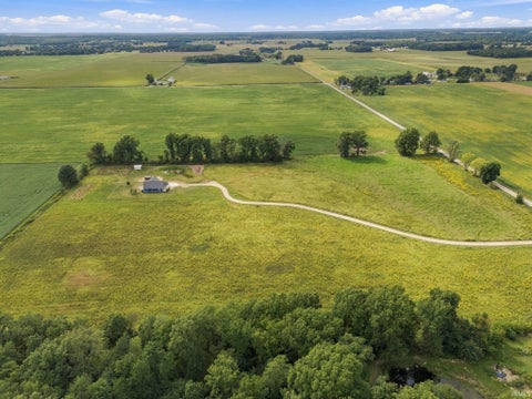 Tiny photo for 8545 W County Rd 1000 N, Rossville, IN 46065 (MLS # 202639090)
