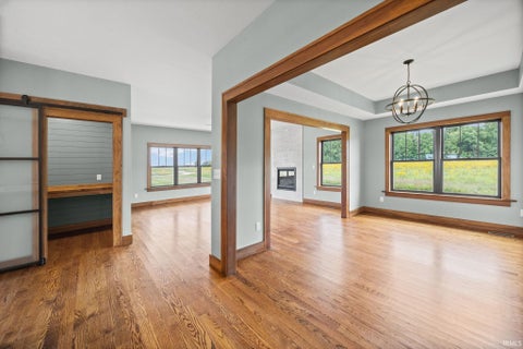 Tiny photo for 8545 W County Rd 1000 N, Rossville, IN 46065 (MLS # 202639090)