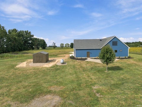 Tiny photo for 8545 W County Rd 1000 N, Rossville, IN 46065 (MLS # 202639090)