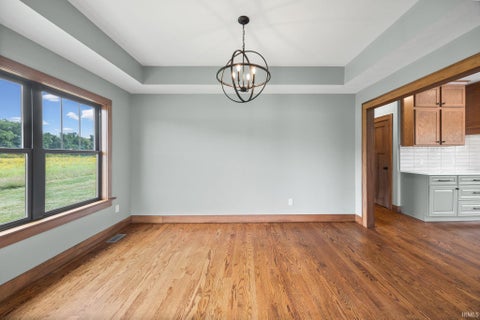 Tiny photo for 8545 W County Rd 1000 N, Rossville, IN 46065 (MLS # 202639090)