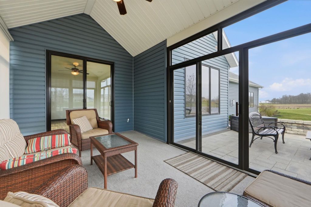 Photo of 13498 Martingale Cove, Grabill, IN 46741 (MLS # 202611840)