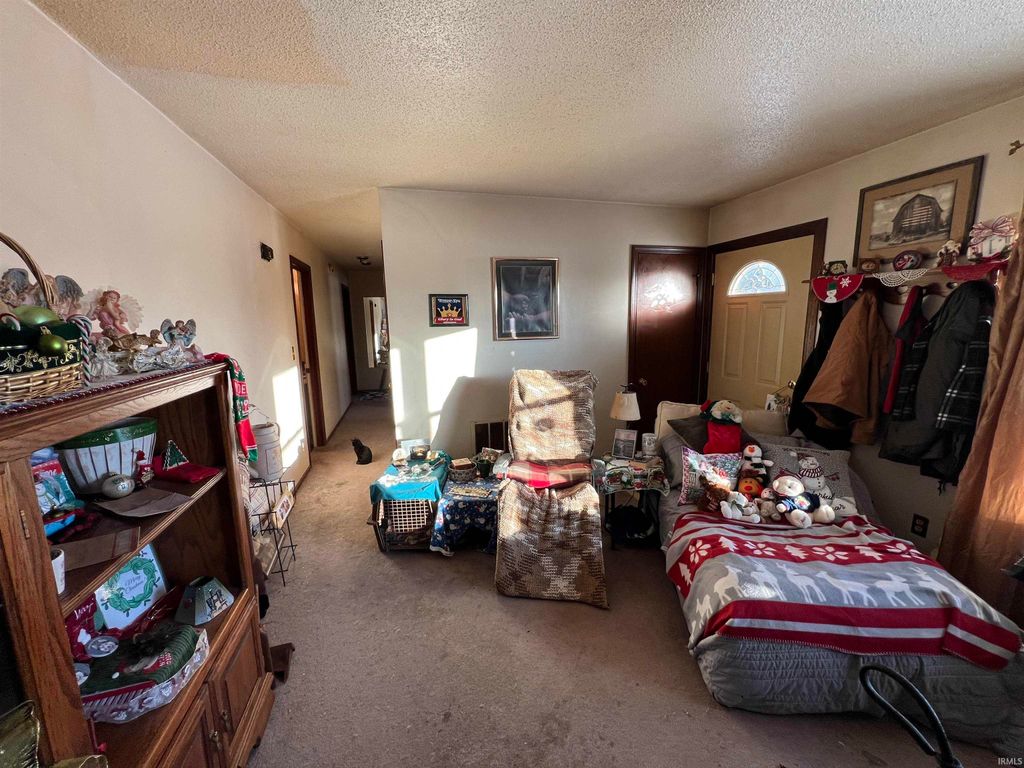 Photo of 10116 Yoder Road, Yoder, IN 46798 (MLS # 202548720)