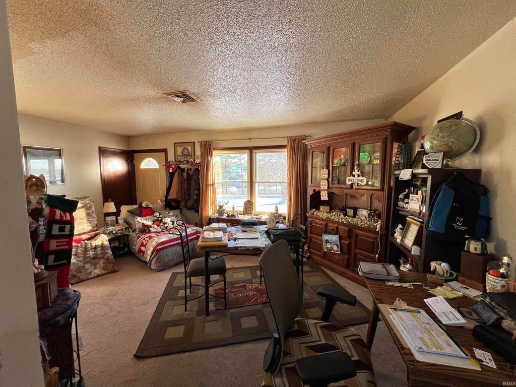 Photo of 10116 Yoder Road, Yoder, IN 46798 (MLS # 202548720)