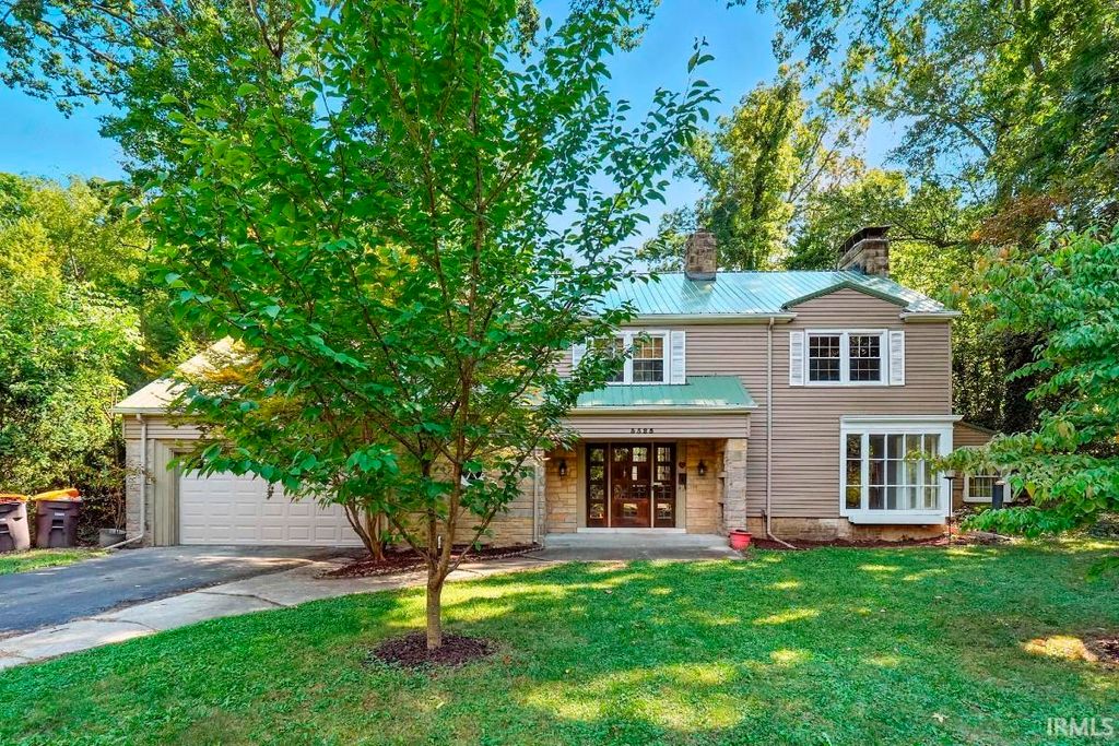 Photo of 3525 Willowdale Road, Fort Wayne, IN 46802 (MLS # 202537495)