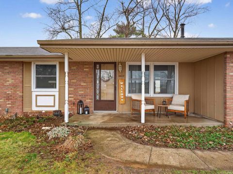 Photo of 3417 Montana Drive, Fort Wayne, IN 46815 (MLS # 202605529)