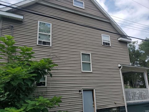 Tiny photo for 1711 S Saint Joseph Street, South Bend, IN 46613 (MLS # 202627820)
