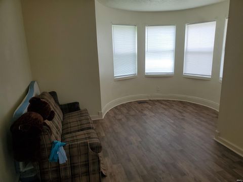 Tiny photo for 1711 S Saint Joseph Street, South Bend, IN 46613 (MLS # 202627820)