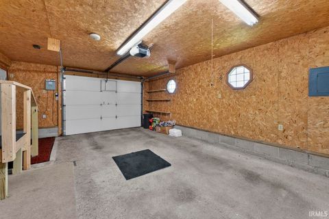 Tiny photo for 7453 S 500 W, Rossville, IN 46065 (MLS # 202621105)