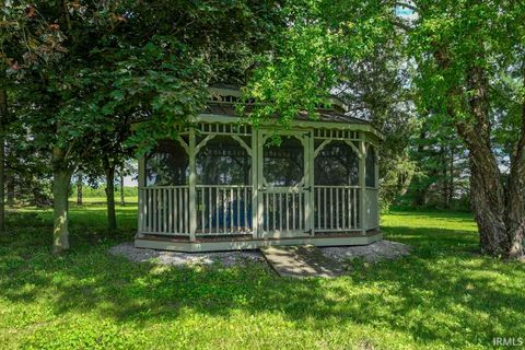 Tiny photo for 7453 S 500 W, Rossville, IN 46065 (MLS # 202621105)
