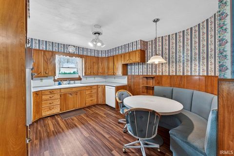 Tiny photo for 7453 S 500 W, Rossville, IN 46065 (MLS # 202621105)